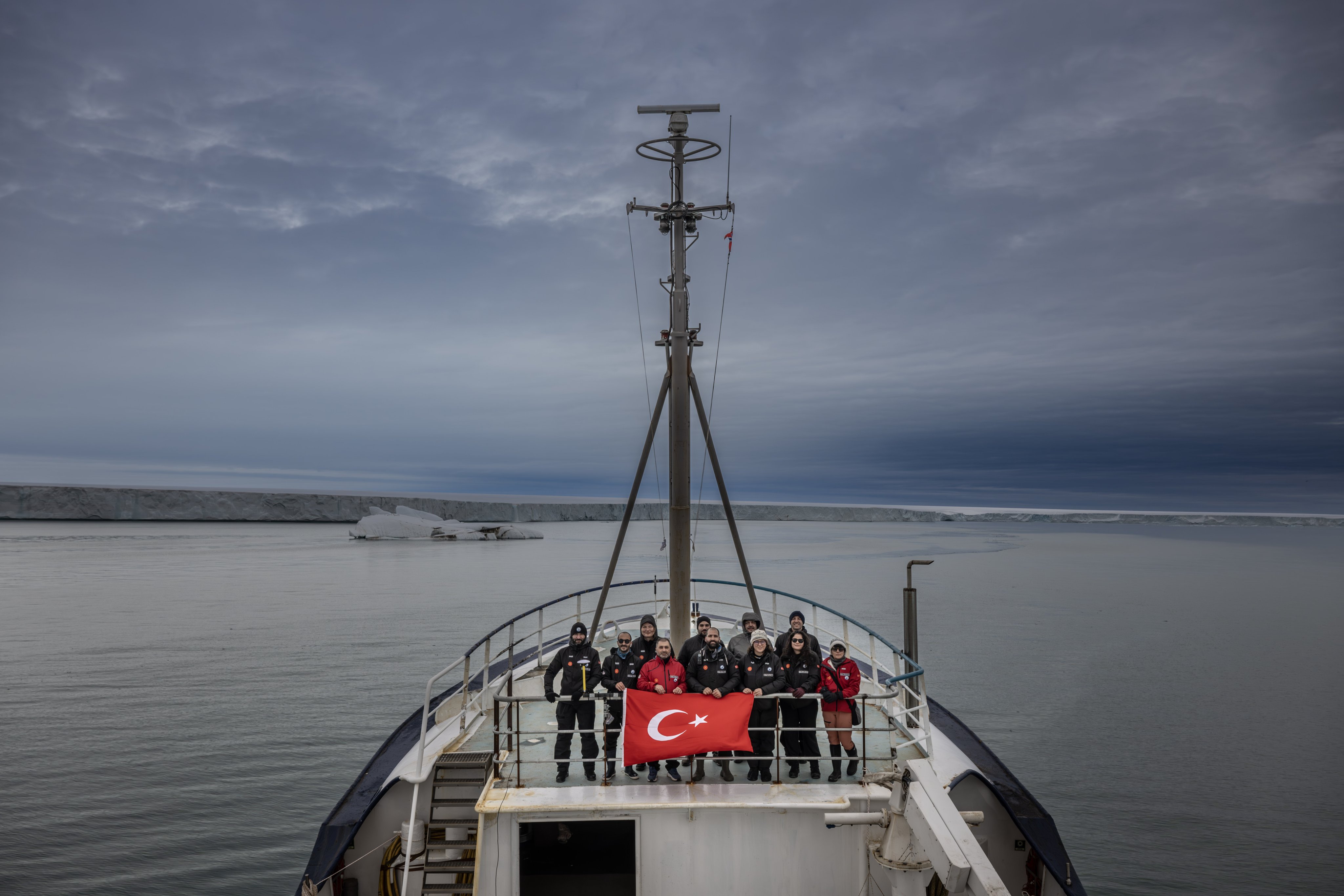 ANTARKTİKA ANLAŞMALAR SİSTEMİ VE TÜRKİYE’NİN KUTUPLAR STRATEJİSİ